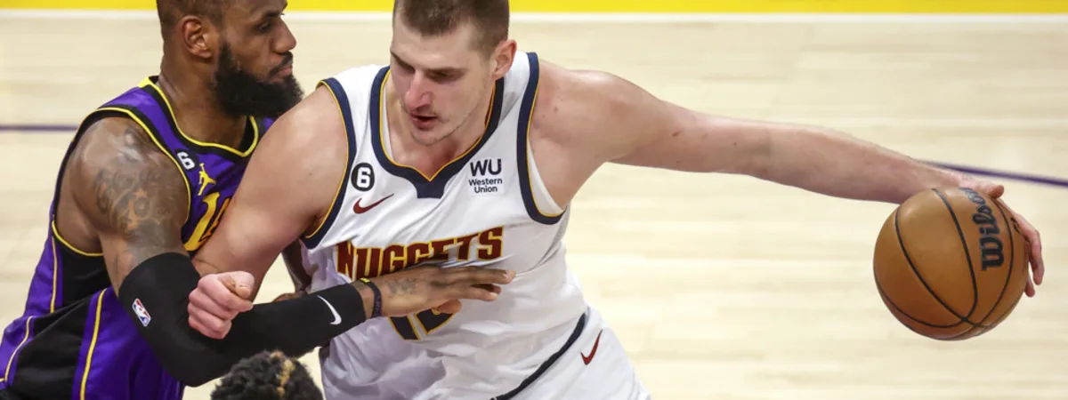 他们不仅展 他们不仅展